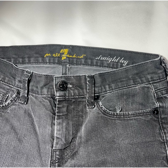 7 For All Mankind, Straight Leg size 27 - Picture 3 of 8